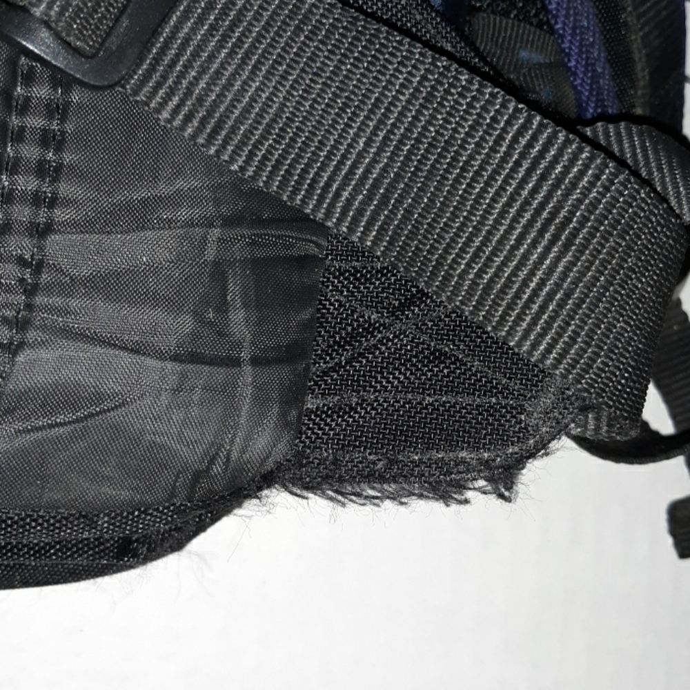 ⬇️$15 Tragus laptop backpack - Picture 3 of 8